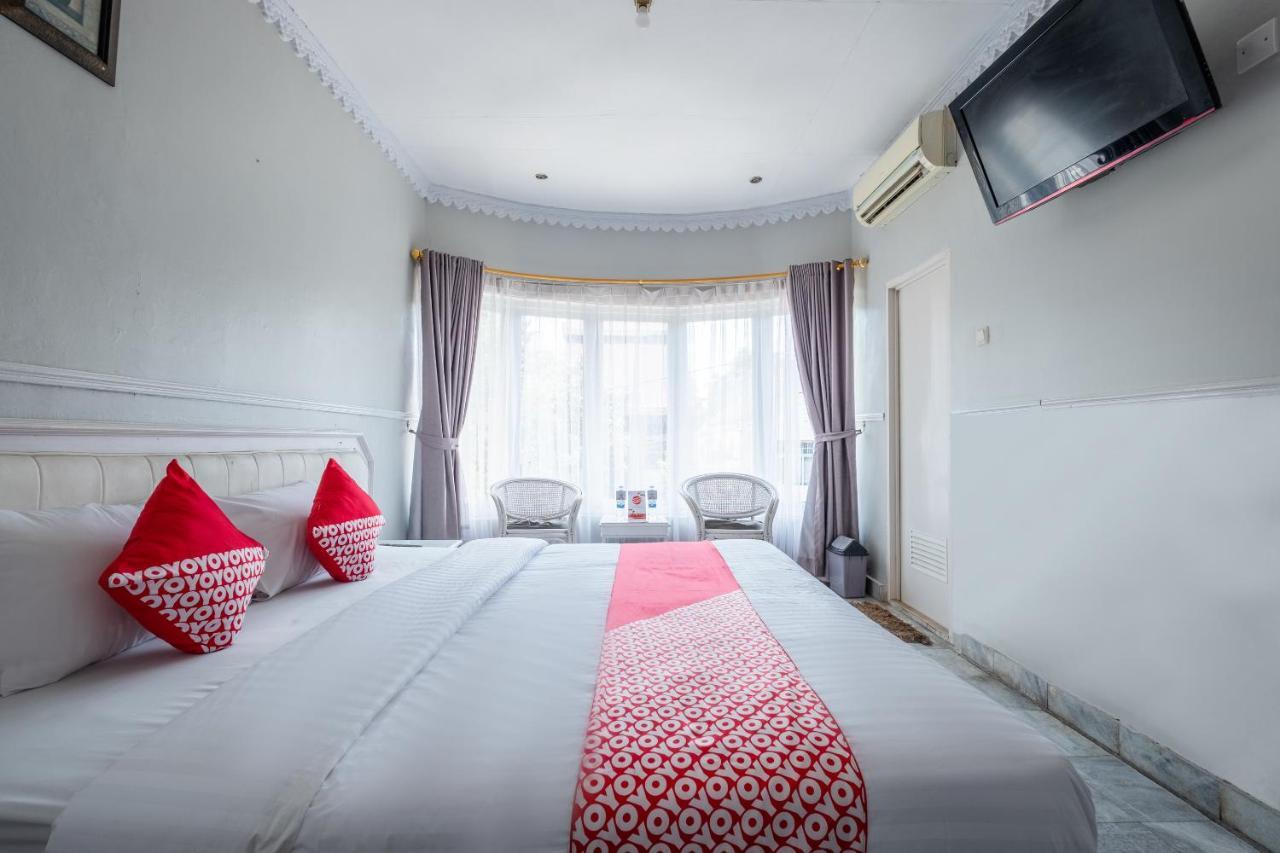 Oyo 1444 Patradissa Stasiun Bandung Hotel المظهر الخارجي الصورة