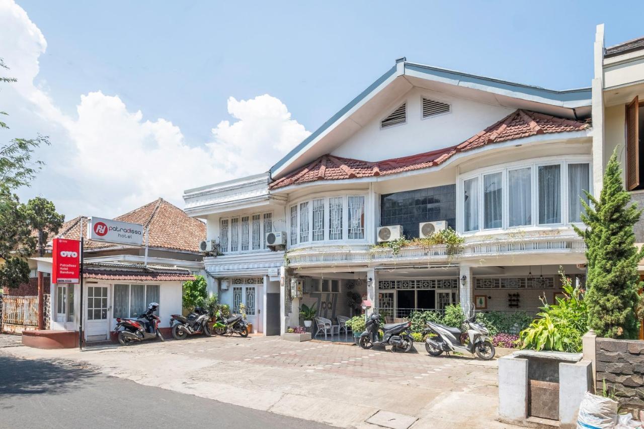 Oyo 1444 Patradissa Stasiun Bandung Hotel المظهر الخارجي الصورة