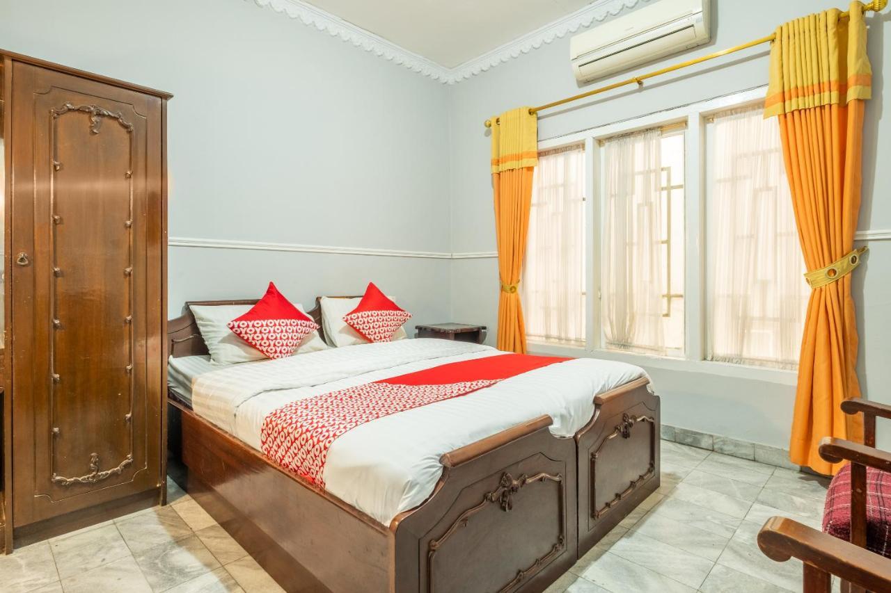 Oyo 1444 Patradissa Stasiun Bandung Hotel المظهر الخارجي الصورة