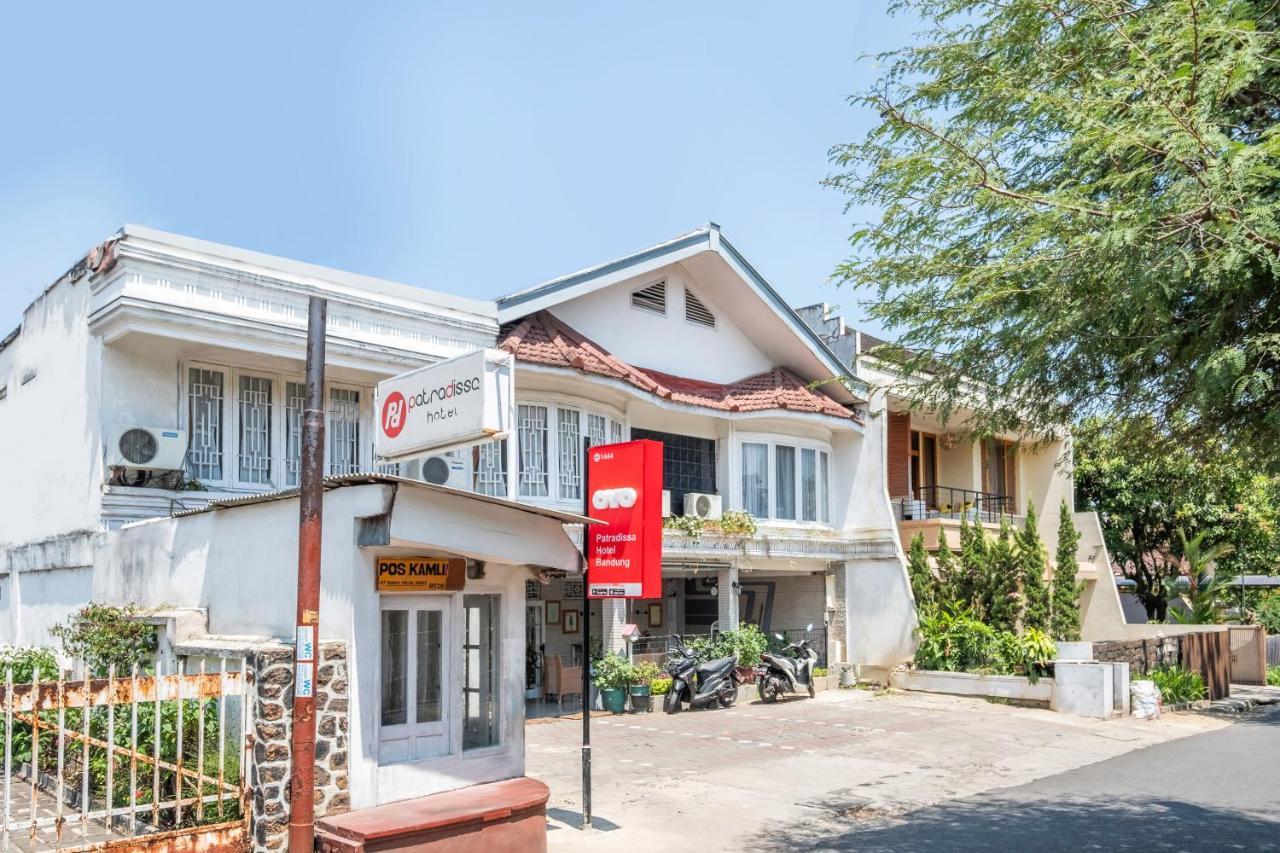 Oyo 1444 Patradissa Stasiun Bandung Hotel المظهر الخارجي الصورة