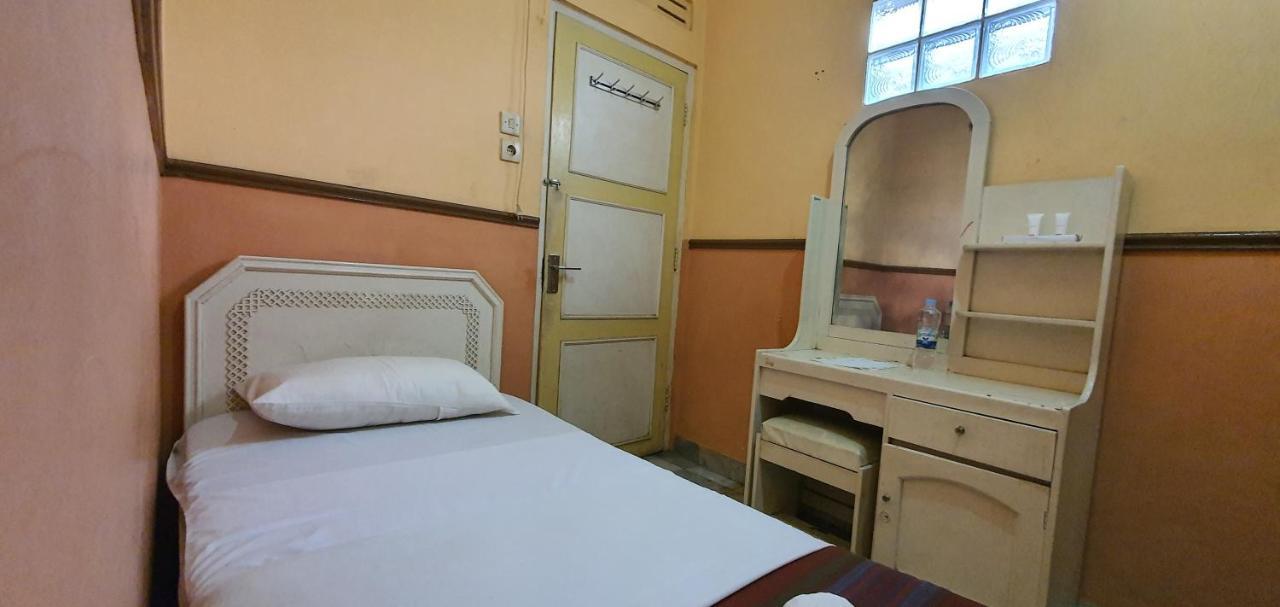 Oyo 1444 Patradissa Stasiun Bandung Hotel المظهر الخارجي الصورة